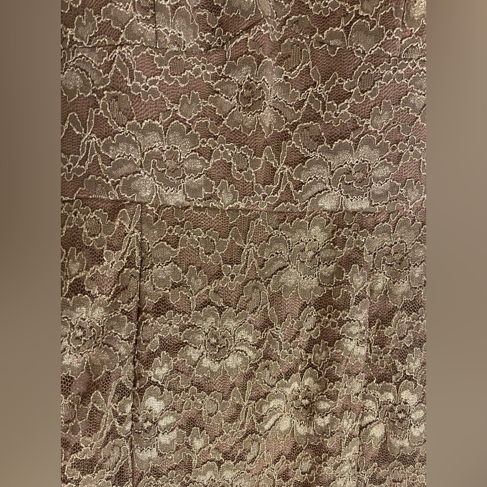 Lace Maxi Dress in Soft pink - Picture 3 of 7
